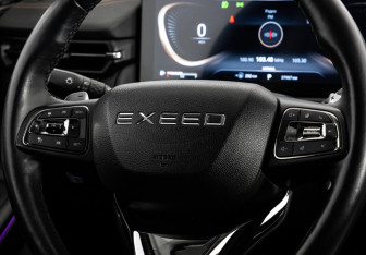 Подержанный автомобиль Exeed TXL 2022 года (13 фото)