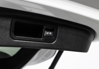 Подержанный автомобиль Haval F7 2024 года (25 фото)