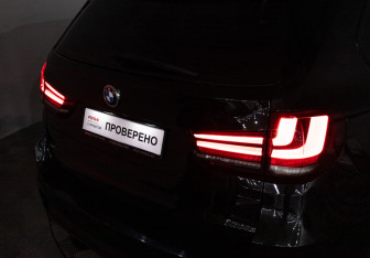 Подержанный автомобиль BMW X5 2017 года (34 фото)