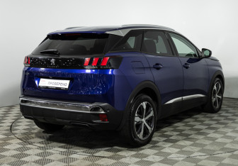 Подержанный автомобиль Peugeot 3008 2018 года (5 фото)