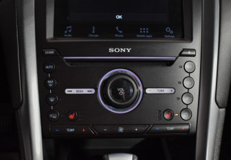 Подержанный автомобиль Ford Mondeo Sedan 2017 года (16 фото)