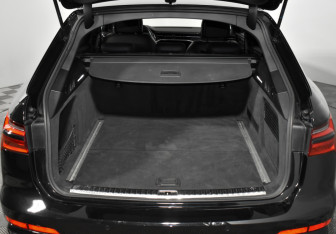 Подержанный автомобиль Audi A6 Wagon 2018 года (20 фото)