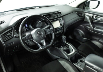 Подержанный автомобиль Nissan Qashqai 2019 года (11 фото)
