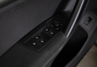 Подержанный автомобиль Volkswagen Tiguan 2020 года (21 фото)