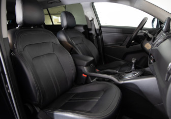 Подержанный автомобиль Kia Sportage 2011 года (11 фото)