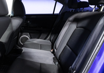 Подержанный автомобиль Mazda 3 Sedan 2008 года (10 фото)