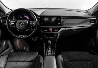 Подержанный автомобиль Skoda Rapid Liftback 2021 года (15 фото)