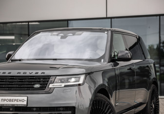 Подержанный автомобиль Land Rover Range Rover 2023 года (2 фото)