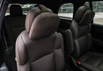 Подержанный автомобиль LiXiang L9 2024 года (32 фото)