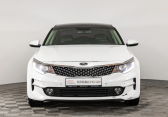 Подержанный автомобиль Kia Optima Sedan 2017 года (2 фото)