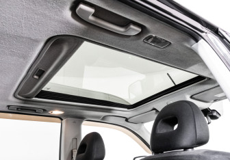 Подержанный автомобиль Nissan X-Trail 2012 года (18 фото)