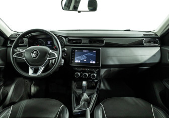 Подержанный автомобиль Renault Arkana 2019 года (13 фото)