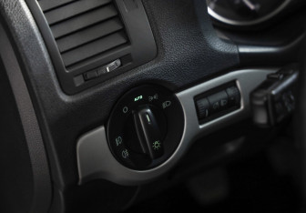Подержанный автомобиль Skoda Octavia Liftback 2012 года (16 фото)