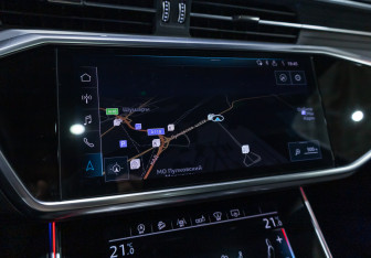Подержанный автомобиль Audi A6 Wagon 2019 года (19 фото)