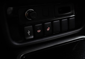 Подержанный автомобиль Mitsubishi Outlander 2021 года (19 фото)