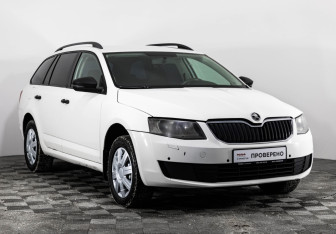 Подержанный автомобиль Skoda Octavia Wagon 2014 года (3 фото)
