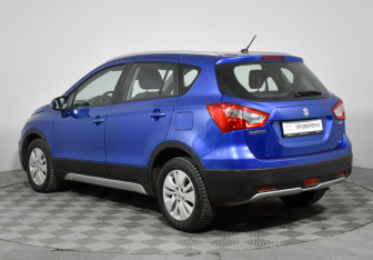 Подержанный автомобиль Suzuki SX4 Hatchback 2014 года (7 фото)