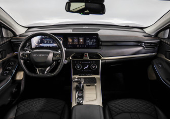 Подержанный автомобиль Exeed TXL 2023 года (10 фото)