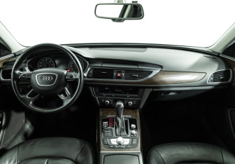 Подержанный автомобиль Audi A6 Sedan 2016 года (13 фото)
