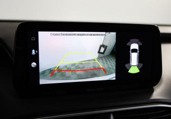 Подержанный автомобиль Hyundai Santa Fe 2021 года (14 фото)