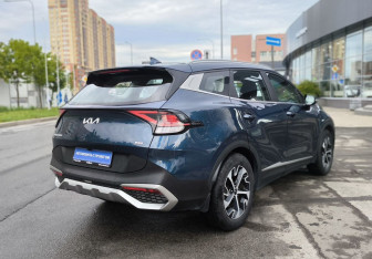 Подержанный автомобиль Kia Sportage 2022 года (4 фото)