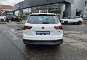 Подержанный автомобиль Volkswagen Tiguan 2017 года (5 фото)