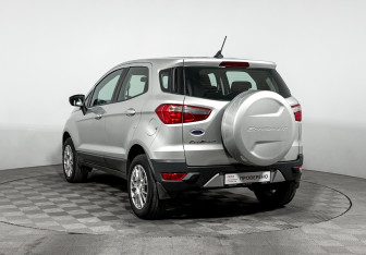 Подержанный автомобиль Ford EcoSport 2018 года (7 фото)