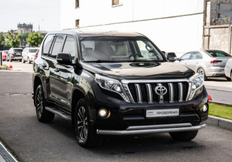 Подержанный автомобиль Toyota Land Cruiser Prado 2014 года (5 фото)