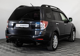 Подержанный автомобиль Subaru Forester Suv 2008 года (5 фото)