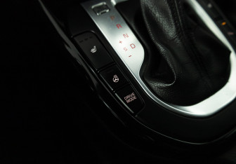 Подержанный автомобиль Kia Cerato Sedan 2019 года (19 фото)