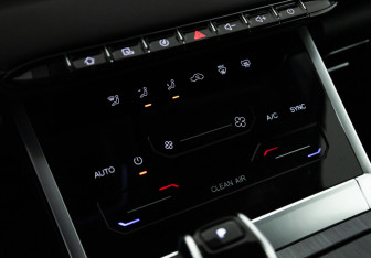 Подержанный автомобиль Chery Tiggo 7 Pro Max 2023 года (18 фото)