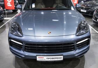 Подержанный автомобиль Porsche Cayenne 2018 года (6 фото)