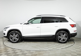 Подержанный автомобиль Skoda Kodiaq 2019 года (8 фото)