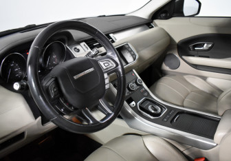 Подержанный автомобиль Land Rover Range Rover Evoque 2017 года (9 фото)