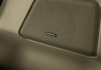 Подержанный автомобиль Land Rover Freelander 2014 года (18 фото)