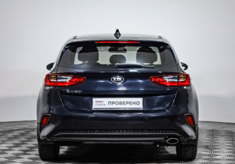 Подержанный автомобиль Kia Ceed Hatchback 2020 года (6 фото)