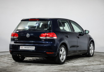 Подержанный автомобиль Volkswagen Golf Hatchback 2011 года (5 фото)