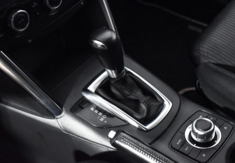 Подержанный автомобиль Mazda CX-5 2014 года (11 фото)