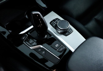 Подержанный автомобиль BMW X4 2020 года (18 фото)