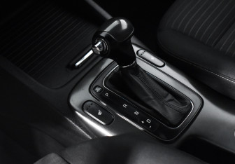 Подержанный автомобиль Kia Cerato Sedan 2013 года (11 фото)