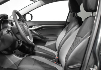 Подержанный автомобиль LADA (ВАЗ) Vesta Sedan 2016 года (10 фото)