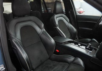 Подержанный автомобиль Volvo XC90 2019 года (27 фото)