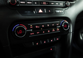 Подержанный автомобиль Kia Ceed Hatchback 2018 года (19 фото)