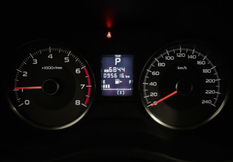 Подержанный автомобиль Subaru Forester Suv 2015 года (20 фото)