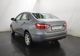 Подержанный автомобиль LADA (ВАЗ) Vesta Sedan 2020 года (7 фото)