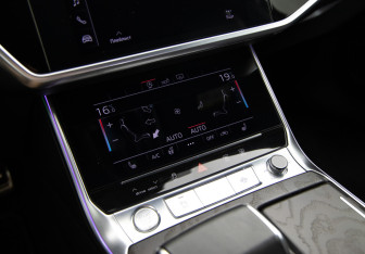 Подержанный автомобиль Audi A6 Sedan 2019 года (22 фото)