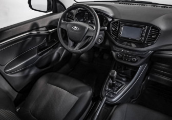 Подержанный автомобиль LADA (ВАЗ) Vesta Sedan 2018 года (8 фото)