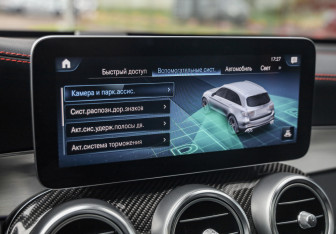 Подержанный автомобиль Mercedes-Benz GLC AMG 2021 года (22 фото)
