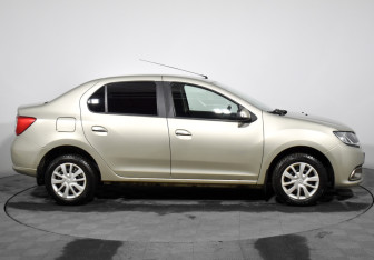 Подержанный автомобиль Renault Logan Sedan 2018 года (4 фото)