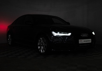 Подержанный автомобиль Audi A6 Sedan 2017 года (27 фото)